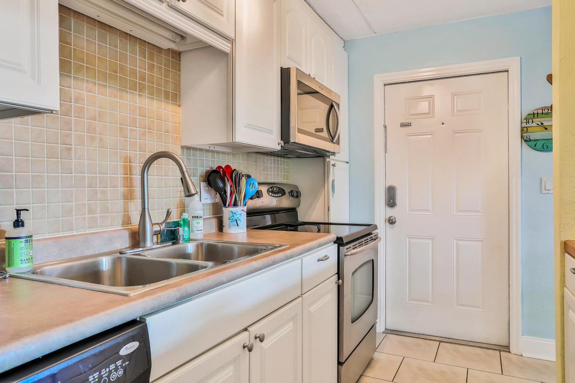 Brista Del Mar Condos Cape Canaveral Room photo